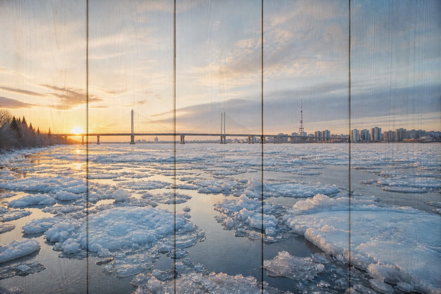 Весенний ледоход на Оби, Сургутский мост и город на вертикальных досках