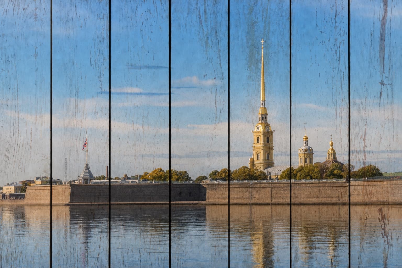 Петропавловский собор над Невой